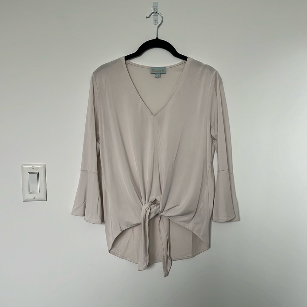 Veronica M Blouse